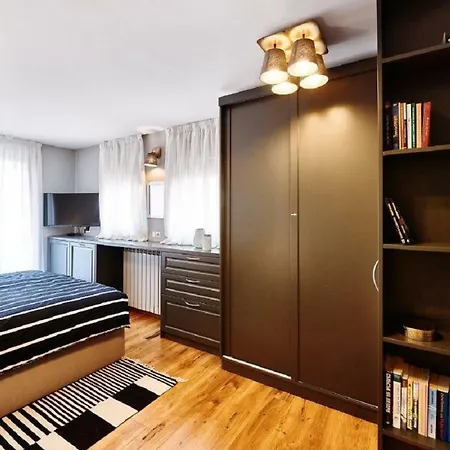 Stylish And High-End Designer Apartments In City Center Sofia Exterior photo