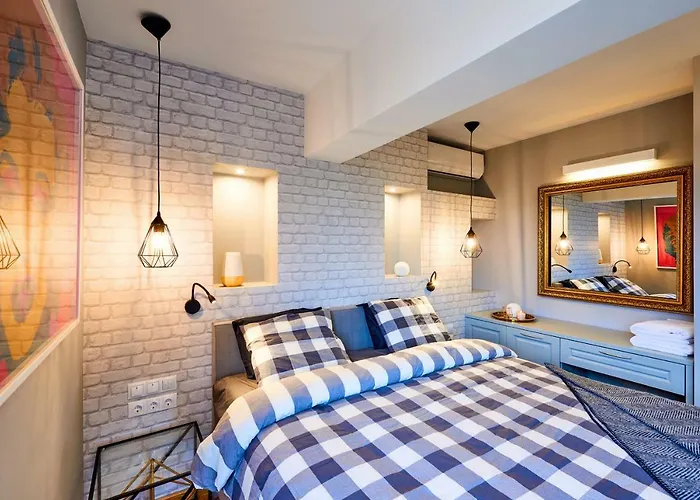 Stylish And High-End Designer Apartments In City Center