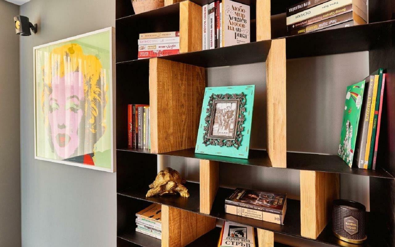 Stylish And High-end Designer In Center * Sofya